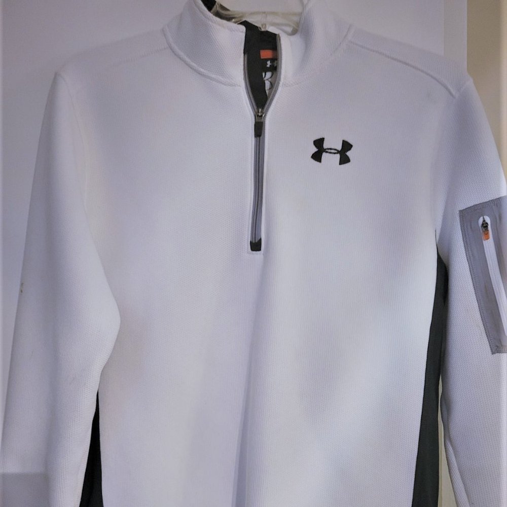Men's Under Armour White & Black Zip up Sweatshirt - VERY WARM